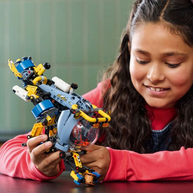LEGO TECHNIC SUBMARIN DE CERCETARE 42201 VIVLEGO42201