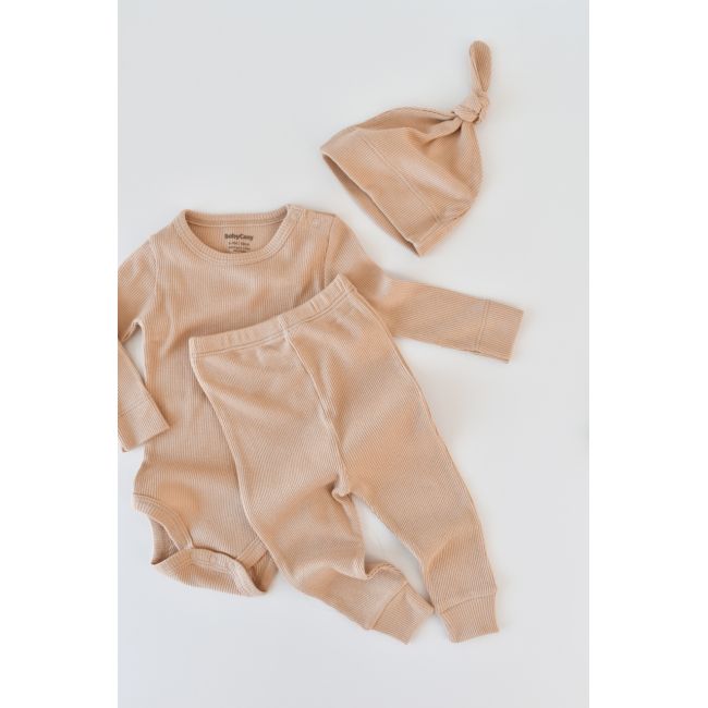 Set 3 piese: body cu maneca lunga, pantaloni lungi si caciulita din bumbac organic si modal - Somon, BabyCosy (Marime: 12-18 Luni) JEMBC-CSYM22504-12