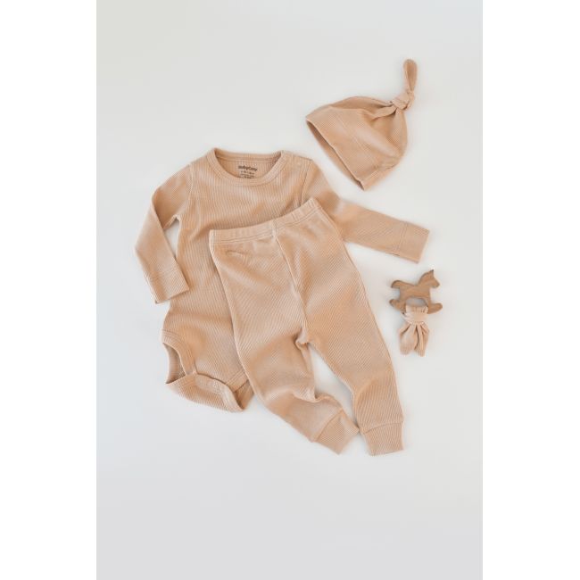 Set 3 piese: body cu maneca lunga, pantaloni lungi si caciulita din bumbac organic si modal - Somon, BabyCosy (Marime: 12-18 Luni) JEMBC-CSYM22504-12