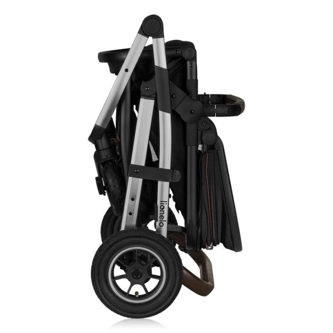 Carucior 3 in 1, Lionelo, Amber, Cadru aluminiu, Cu landou intarit si salteluta moale, Scoica auto, Reversibil, Maner ajustabil, Huse pentru picioare, ploaie, Plasa de tantar, Geanta parinti, Pana la 22 kg, EN1888-1 EN1888-2 EN1466 ECE R44/04, Negru BYNLO