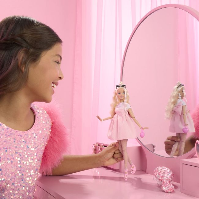 BARBIE PAPUSA BARBIE DELUXE STYLE VIVMTHYV27