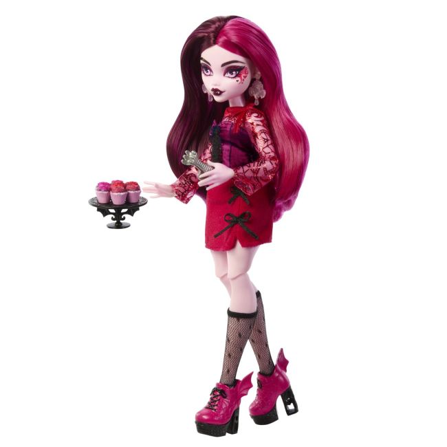 MONSTER HIGH GRADINA DE LA MIEZUL NOPTII PAPUSA DRACULAURA VIVMTHYT72