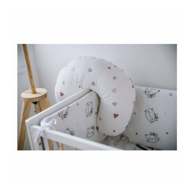 Perna alaptare, Bubaba, Cu husa detasabila, 70x60x18 cm, Kitties&Hearts/White BYN83976