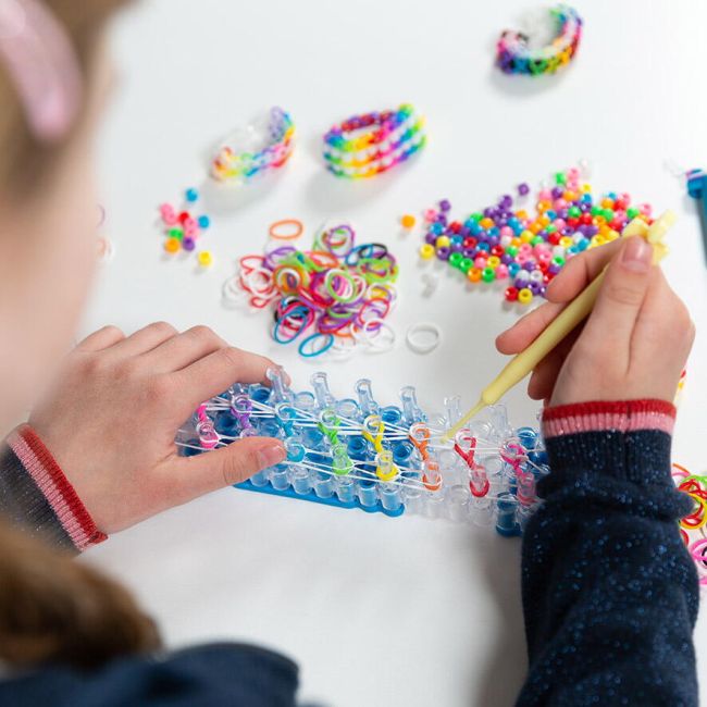 Set creativ cu elastice - loom i do
