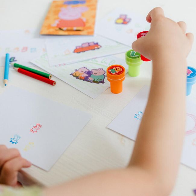 Set creativ cu stampile - peppa pig