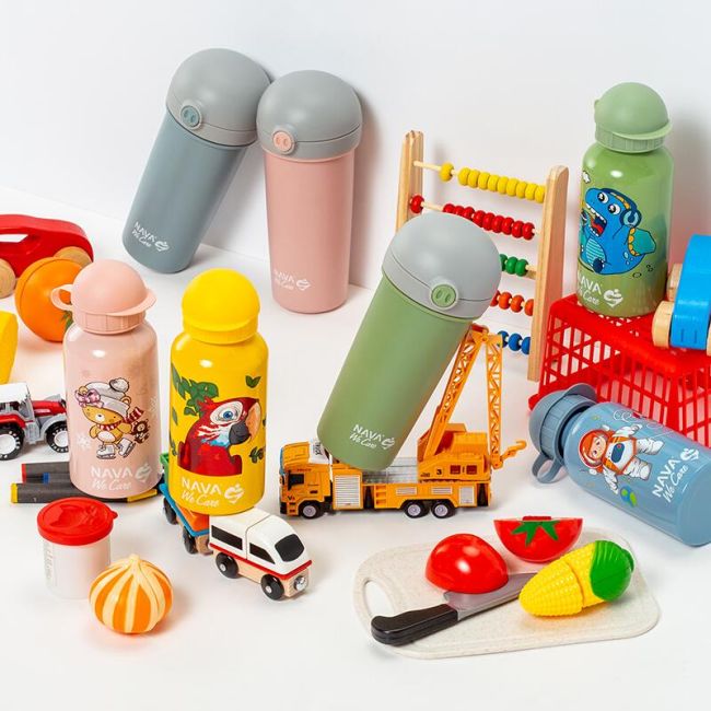 Sticla de plastic cu pai nava 380ml roz smb10-259-040