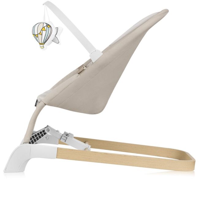 Fotoliu balansoar, Lionelo, Lilac, Cu arcada cu jucarii, Ergonomic, Reglare spatar in 3 pozitii, Pernuta moale invelita in tesatura de bambus, Pliabil, 0-6 luni, Bej BYNLO-LILAC_BEIGE_SAND