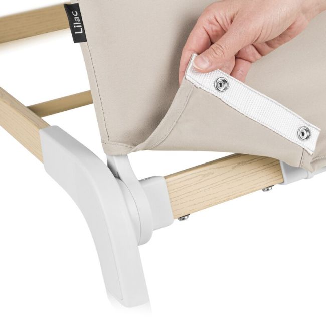 Fotoliu balansoar, Lionelo, Lilac, Cu arcada cu jucarii, Ergonomic, Reglare spatar in 3 pozitii, Pernuta moale invelita in tesatura de bambus, Pliabil, 0-6 luni, Bej BYNLO-LILAC_BEIGE_SAND