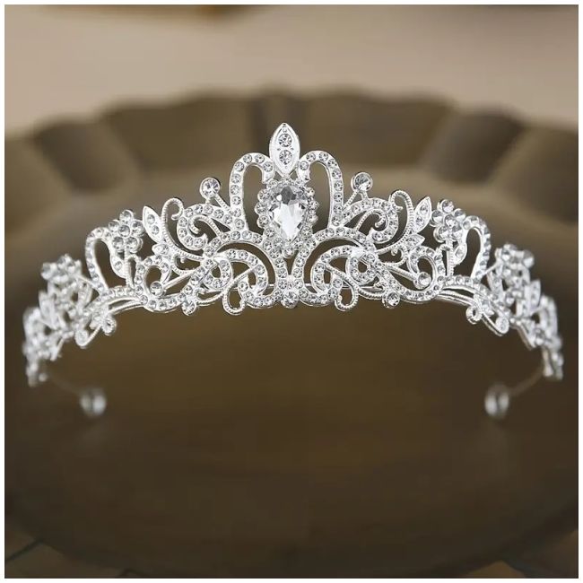 Diadema eleganta cu design regal si strasuri stralucitoare mdtuc13