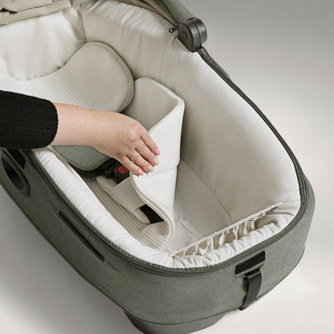 Joie - landou auto calmi r129 signature evergreen, 40-70 cm, testat adac si certificat r129 bbbc2105abevg000