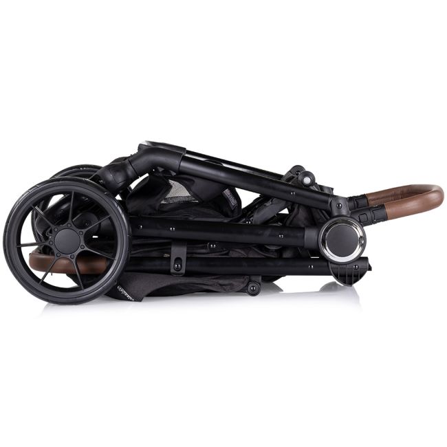 Carucior sport chipolino ultera cu husa picioare blackberry hublkul02501bb