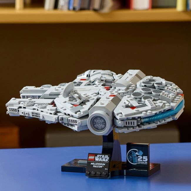 LEGO STAR WARS MILLENNIUM FALCON 75375 VIVLEGO75375