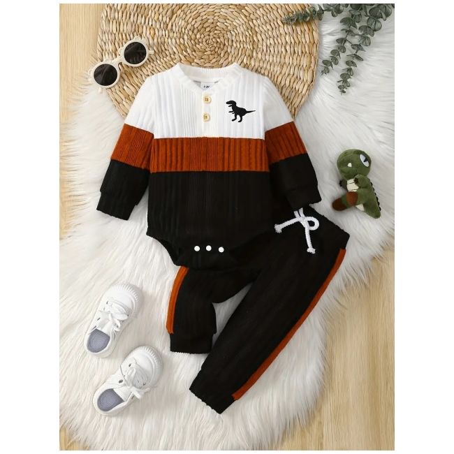 Costumas negru cu alb si maro pentru baietei - dino mbtu68-r2