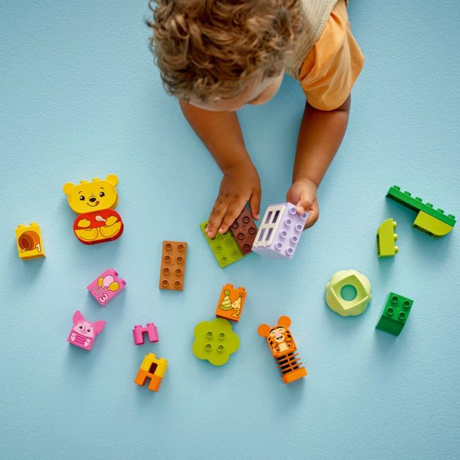 LEGO DUPLO PETRECEREA DE ZIUA DE NASTERE A LUI WINNIE DE PLUS 10457 VIVLEGO10457