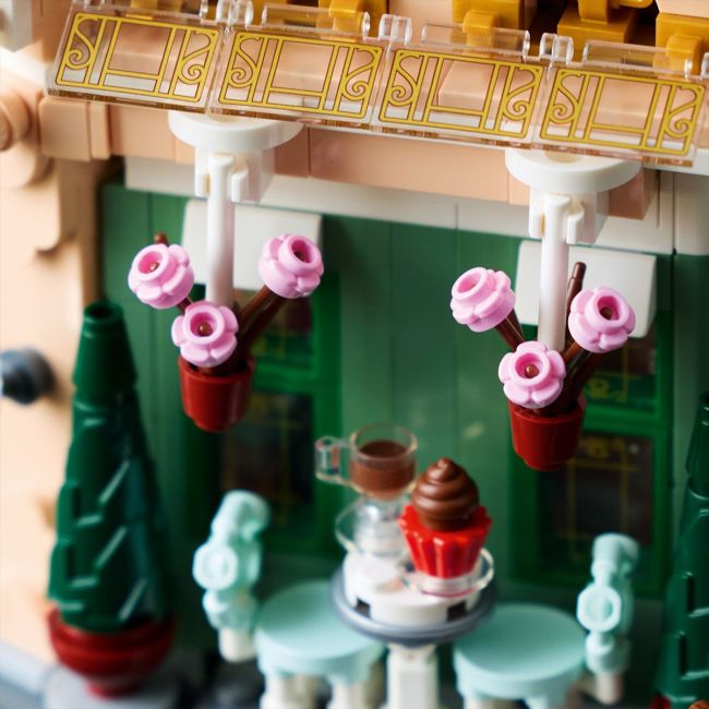 LEGO ICONS CAFENEA FRANTUZEASCA 10362 VIVLEGO10362