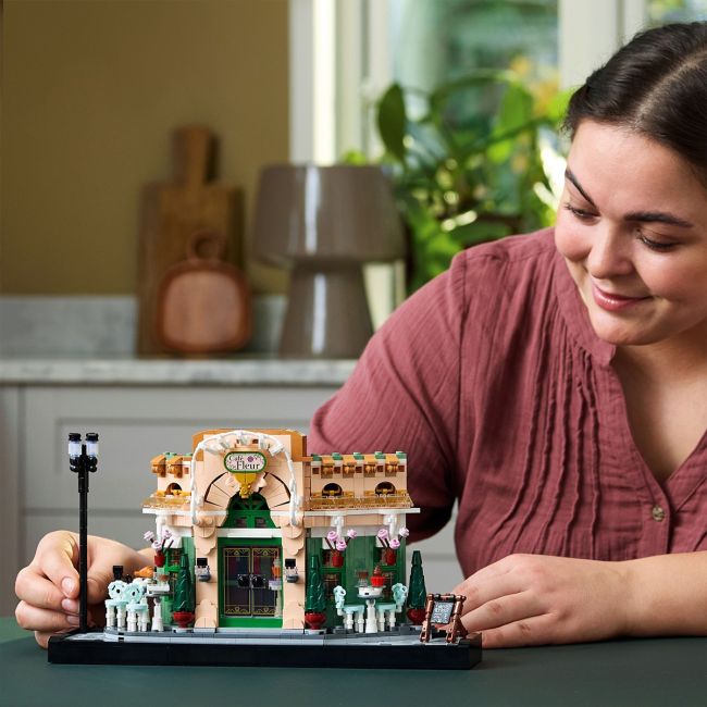 LEGO ICONS CAFENEA FRANTUZEASCA 10362 VIVLEGO10362