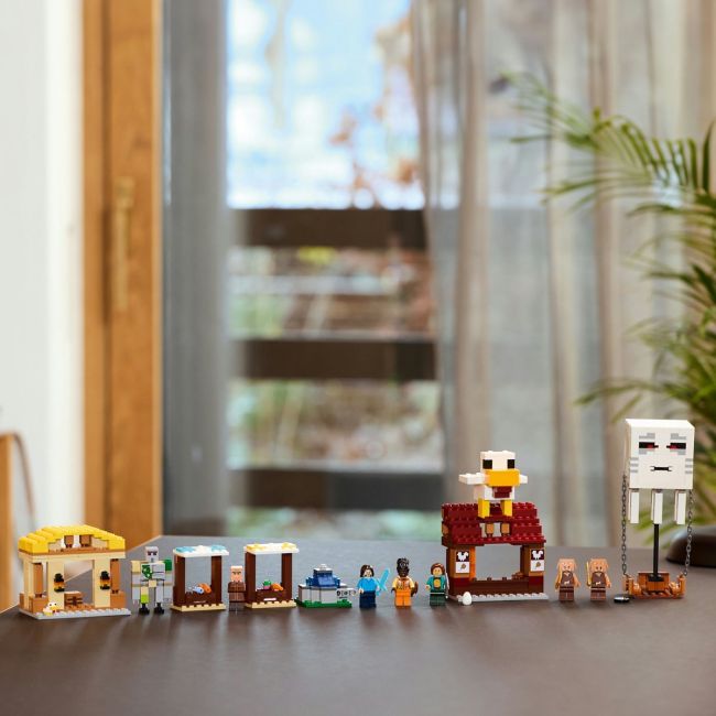 LEGO MINECRAFT ATACUL BALOANELOR GHAST ASUPRA SATULUI 21273 VIVLEGO21273