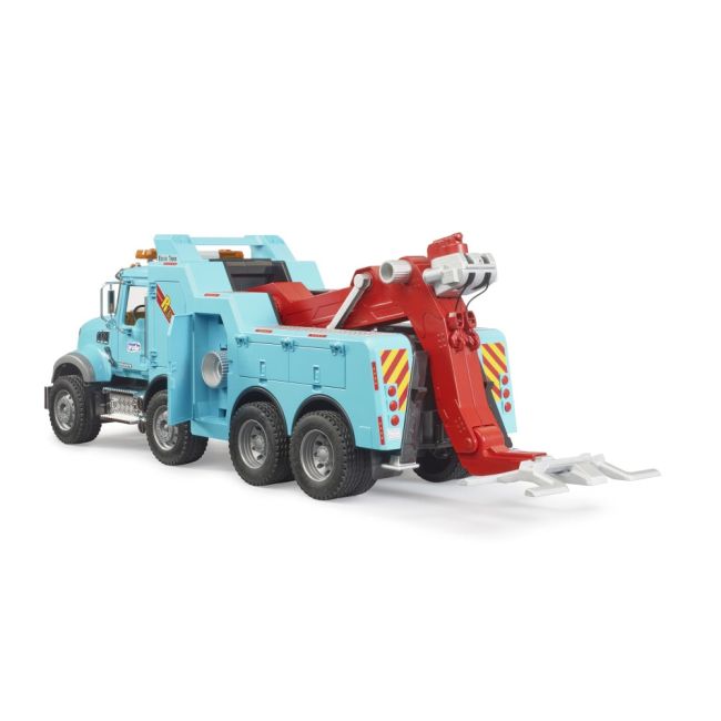Bruder Camion MACK Granite pentru tractari grele cu lumina si sunet ARTBR02831