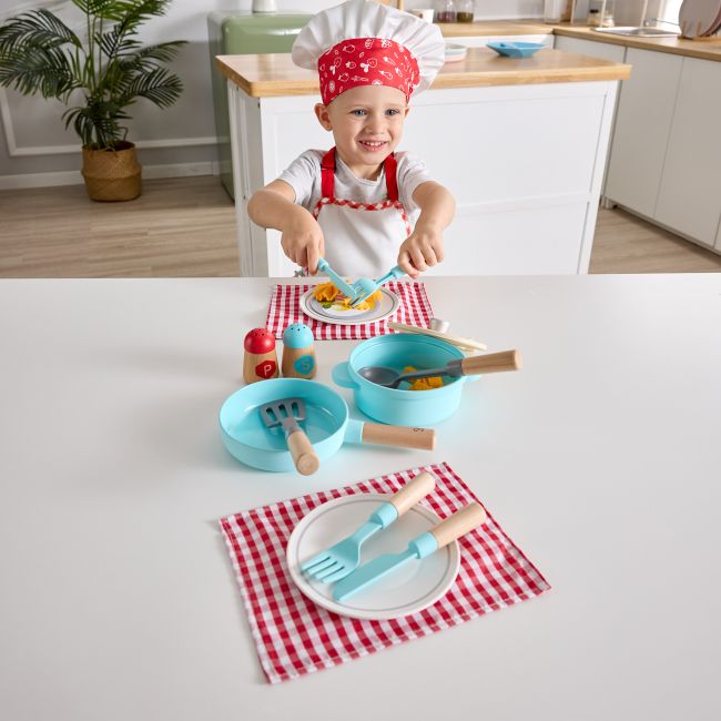 Jucarie - Set de joaca micutul Chef pentru gatit si servire (21 piese)