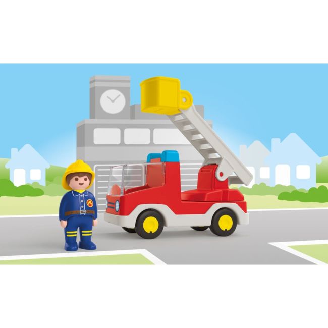 Playmobil Junior - Camion cu pompier ARTPM71683