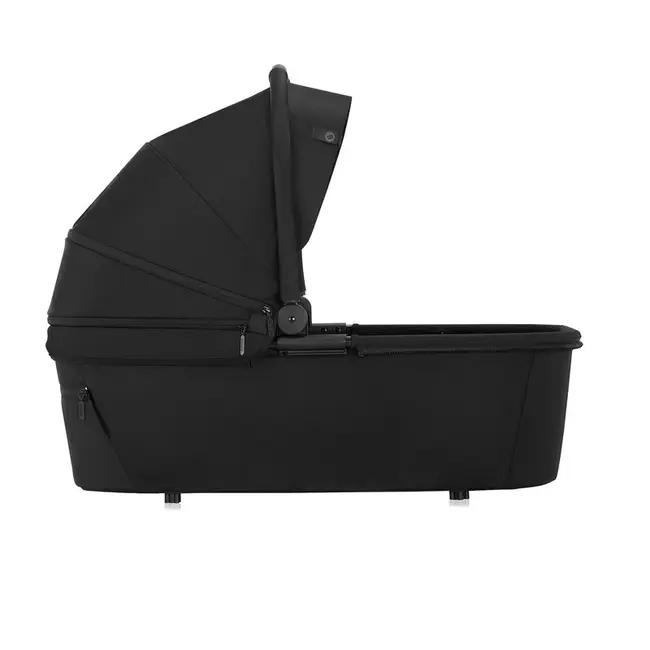 Carucior 3 in 1, Lionelo, Meril, Cu landou de dimensiune XL, Reversibil, Cu scoica auto testata ADAC, Cu accesorii, Pana la 22 kg, Conform cu EN1888-1 EN1888-2, EN1466, Negru BYNLO-MERIL_3IN1_BLACK_ONYX