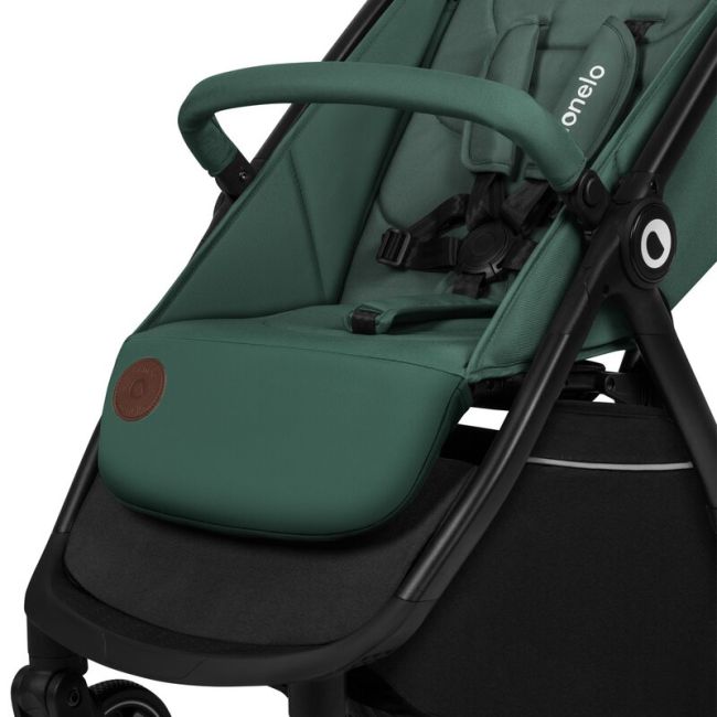 Carucior sport, Lionelo, Ingrid, Capotina impermeabila cu filtru UPF50+, Pana la 22 Kg, Spatar reglabil in 3 pozitii, Include suport pahar si plasa de tantari, Sistem pentru pliere automata, 6 luni+, Verde BYNLO-INGRID_GREEN_EMERALD