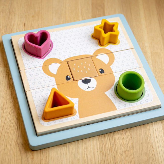 Puzzle cu sortator forme - animalute
