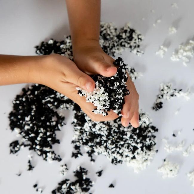 Spuma de modelat playfoam pluffle™ twist -  alb si negru