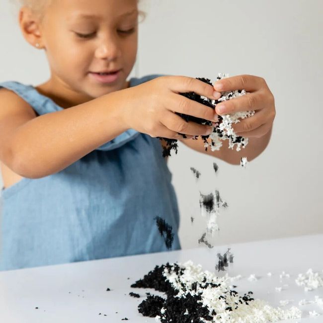 Spuma de modelat playfoam pluffle™ twist -  alb si negru