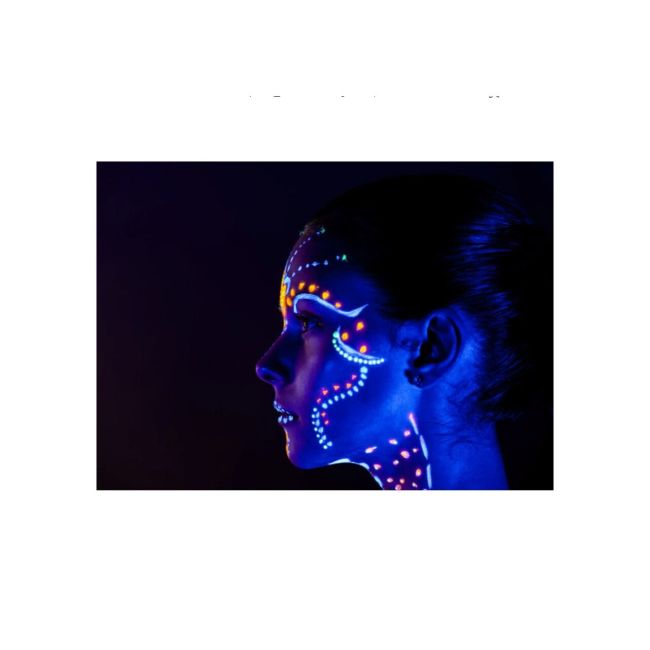 Creion stralucitor in lumina UV, pentru fata si corp, Magenta GLOW ME UP! MCSPGAI1H10