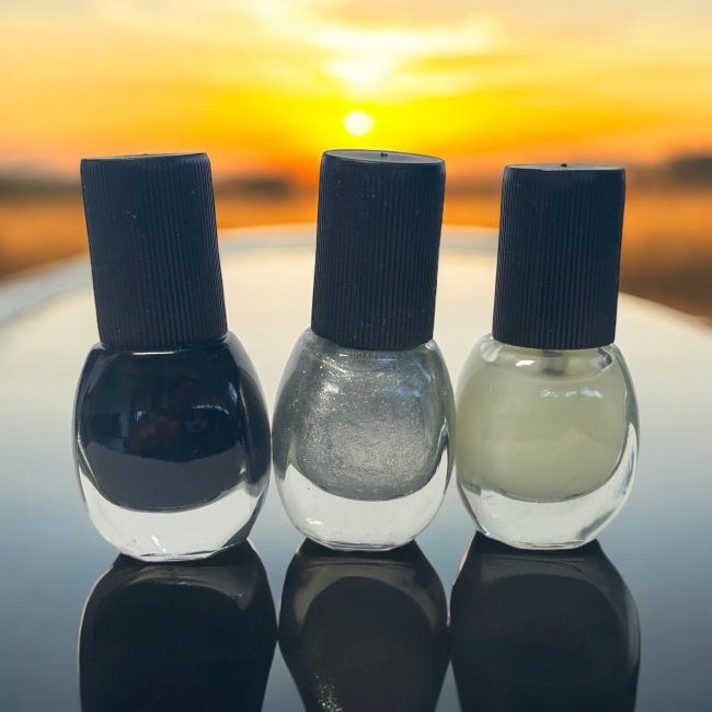 Set artistic pentru manichiura Little Black Dress 04, Vipera 57304, 16,5 ml MCSV57304