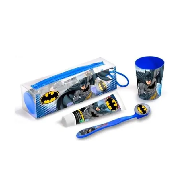 Set ingrijire orala pentru calatorie, Batman, Periuta cu capac, pasta de dinti 75 ml, pahar si borseta, pentru baieti