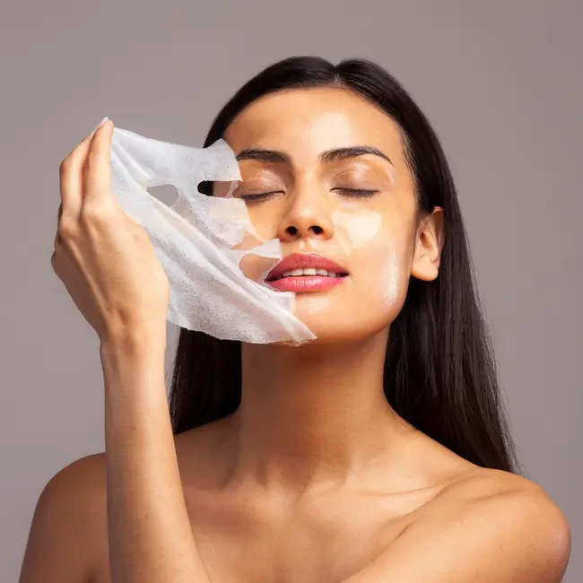 Masca pentru fata racoritoare cu acid hialuronic Instant Cool IDC Institute 3401, 30 g