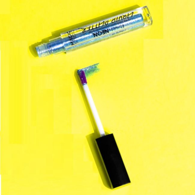 Fard de pleoape Neon Liquid Glitter Magic Studio 32009, 5 ml, albastru