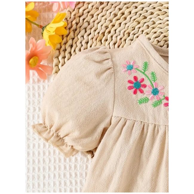 Costumas crem cu floricele brodate, de vara pentru fetite mdtu104-r1