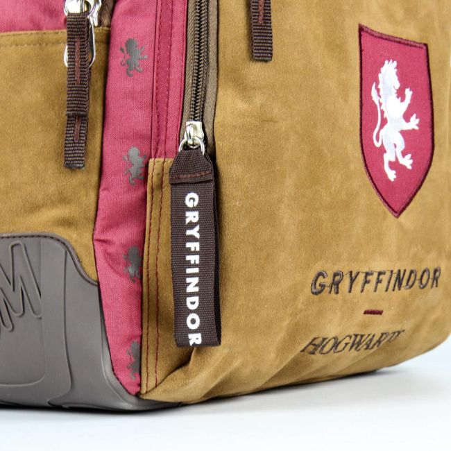Rucsac Cerda Harry Potter cu 2 compartimente si buzunare, 31x44x13.5 cm