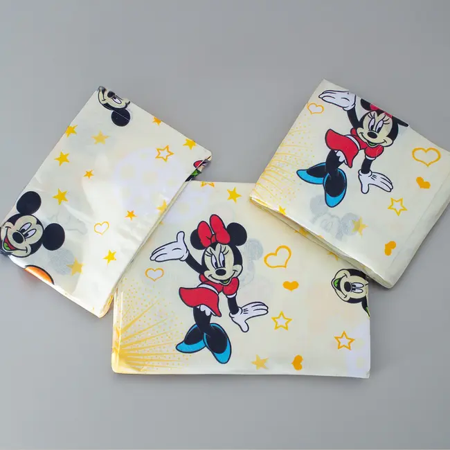 Lenjerie bumbac neted pat 2-12 ani in 3 piese cu Mickey si Minnie pentru saltele 160x80cm - ASC2999