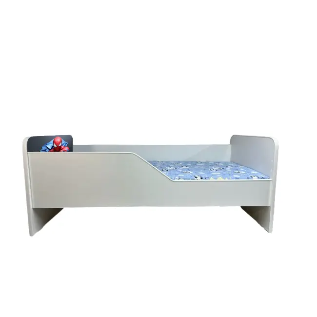 Pat baieti Spiderman 8 Gama Sleepy, cu Saltea SafeNest 140x70 Cm, 2-8 Ani  Ptv7617