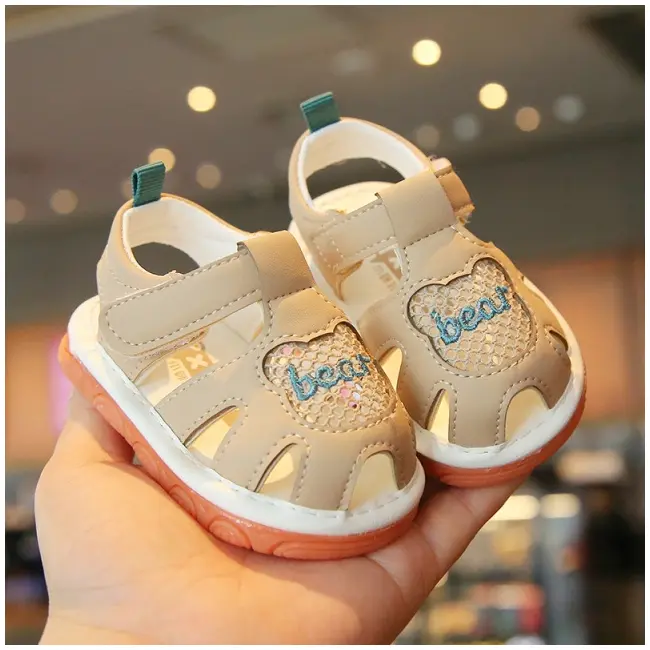 Sandalute crem cu piuitoare - bear md2025su17-1-sa42