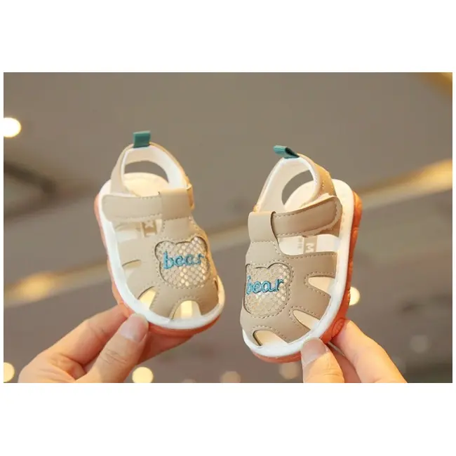 Sandalute crem cu piuitoare - bear md2025su17-1-sa42