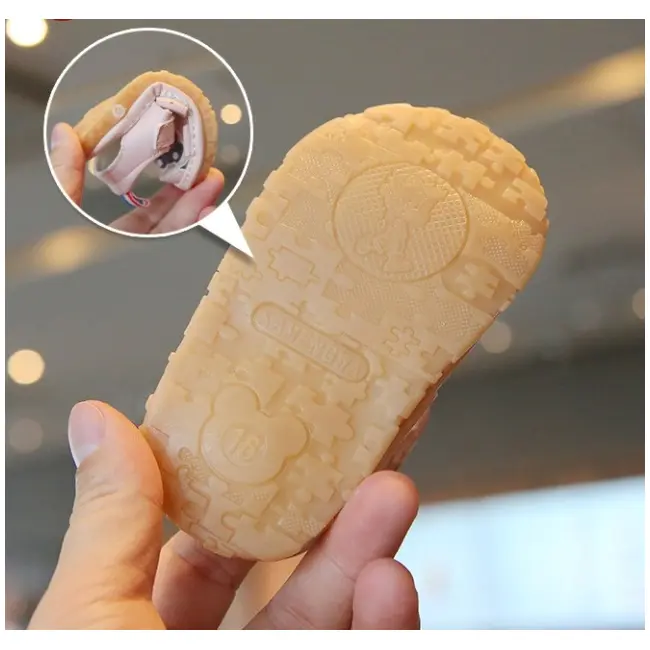 Sandalute crem cu piuitoare - cool bear mb2025su18-1-bo1