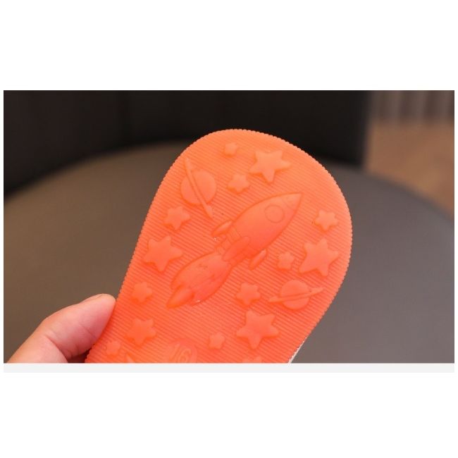 Sandalute crem cu piuitoare - bear family mb2025su13-2-sa45