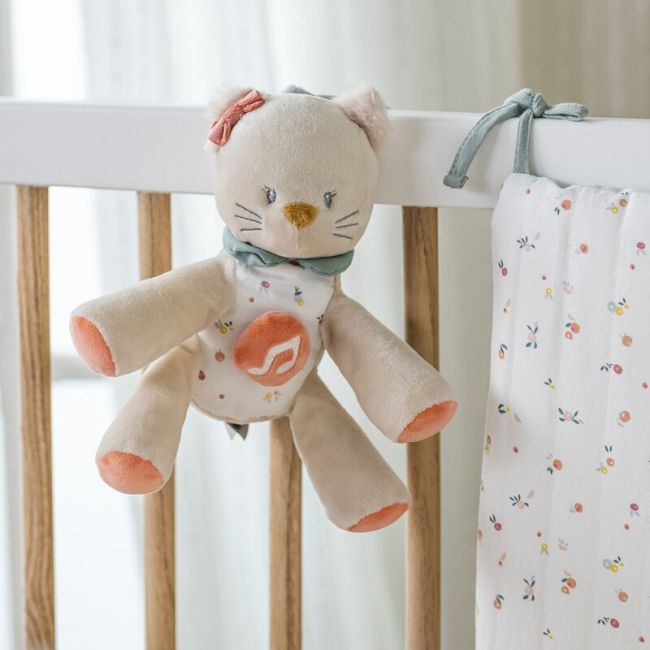 Jucarie de plus, Nattou, MILA, ZOE & LANA, Cu muzica, Dezvolta atingerea si abilitatile motorii, 0 luni+, Cat BYN266079