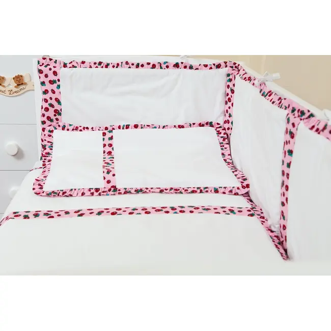 Lenjerie de pat trei piese Ladybug KDELP3PLADYBUG