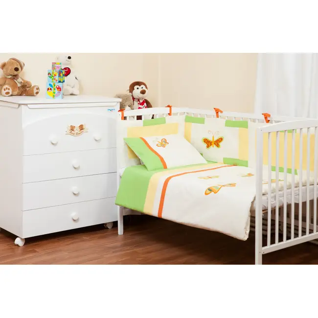 Protectie jumatate de patut dimensiunea 35 cm x 180 cm Butterfly Green KDEPJP35180BGREEN