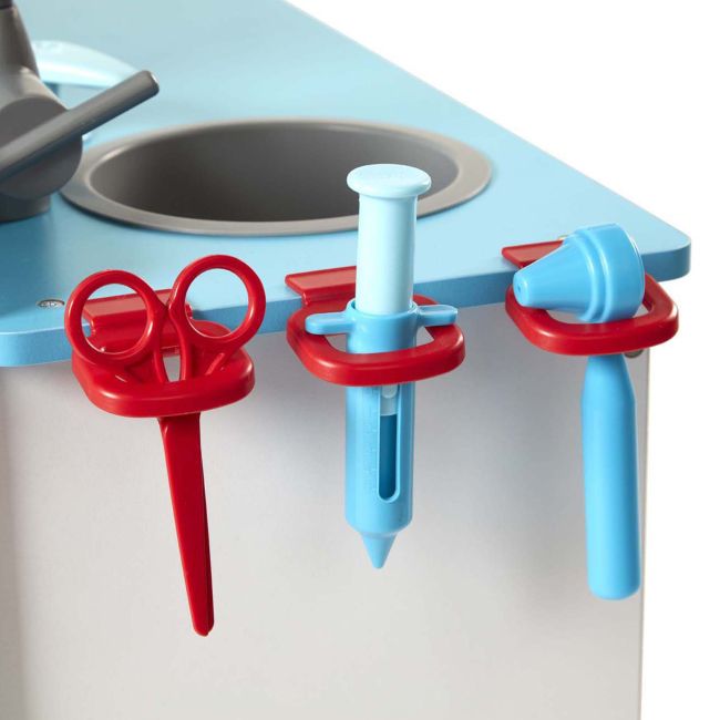 Centru de joaca din lemn la doctor - melissa & doug - okemd31800