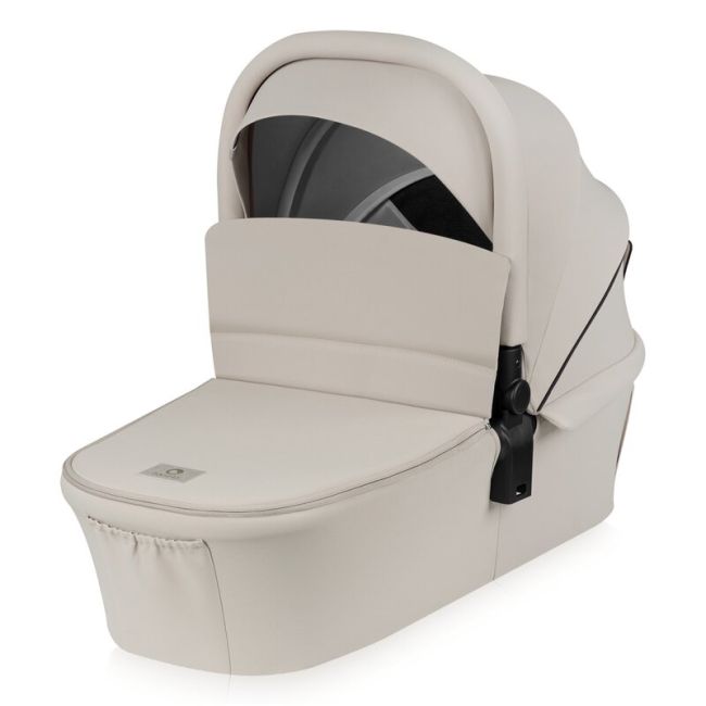 Carucior 2 in 1, Lionelo, Mika Plus, Cadru din aluminiu, Cu landou intarit si salteluta moale, Reversibil, Cu sistem de ventilatie 3D, Cu accesorii, Pana la 22 kg, Conform cu EN1888-1 EN1888-2, EN1466, Bej BYNLO-MIKA_PLUS_2IN1_BEIGE_SAND