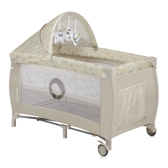 Patut pliant, Lionelo, Sven Plus, 120x60 cm, Cu doua nivele, Cu arcada jucarii, masuta de infasat, vibratii, melodii, conform cu standardele europeane de securitate EN716 si EN12221, Bej Latte BYNLO-SVEN_PLUS_BEIGE_LATTE
