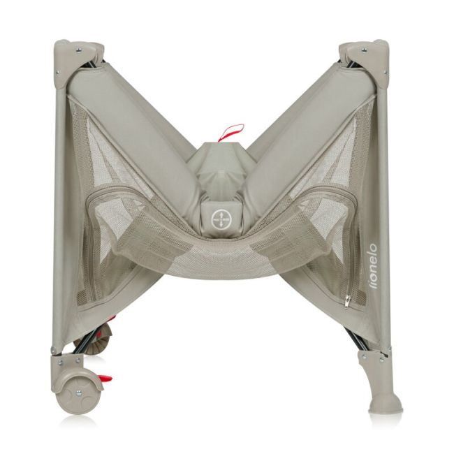 Patut pliant, Lionelo, Laura, 102 x 74 cm, Cu doua nivele, Functie de tarc, Cu roti, Include salteluta si geanta de transport, Pereti din plasa, Deschidere laterala, Pana la 15 kg, 0 luni +, Bej BYNLO-LAURA_BEIGE_SAND