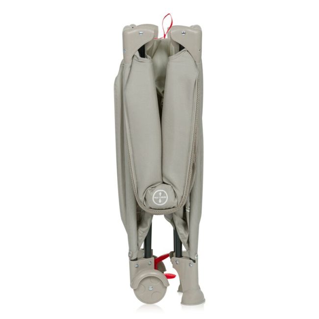Patut pliant, Lionelo, Laura, 102 x 74 cm, Cu doua nivele, Functie de tarc, Cu roti, Include salteluta si geanta de transport, Pereti din plasa, Deschidere laterala, Pana la 15 kg, 0 luni +, Bej BYNLO-LAURA_BEIGE_SAND